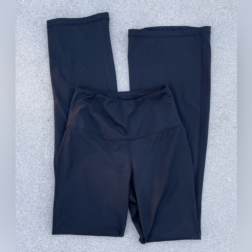 Madewell athletic black flare leggings